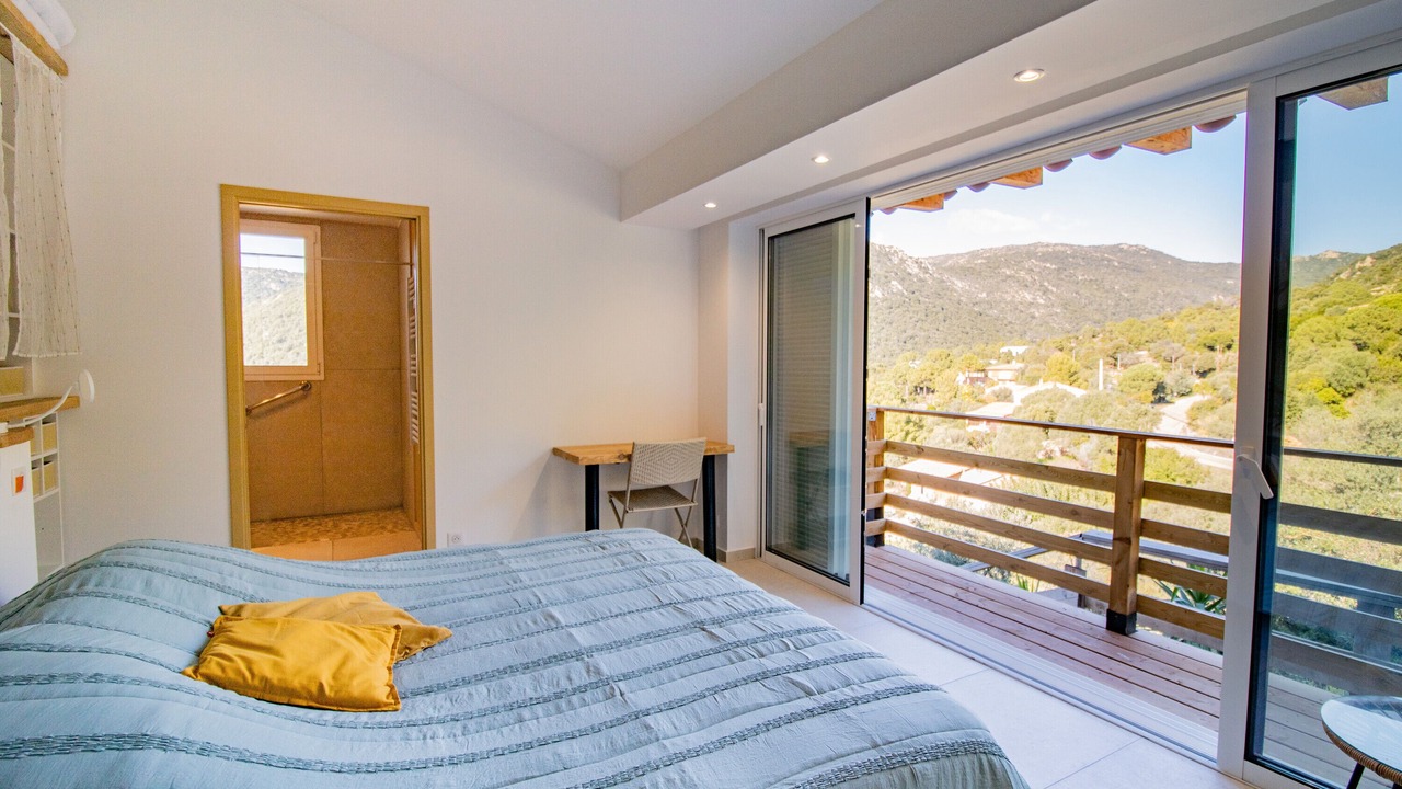 Photo of Bedroom in Monacia-d'Aullene