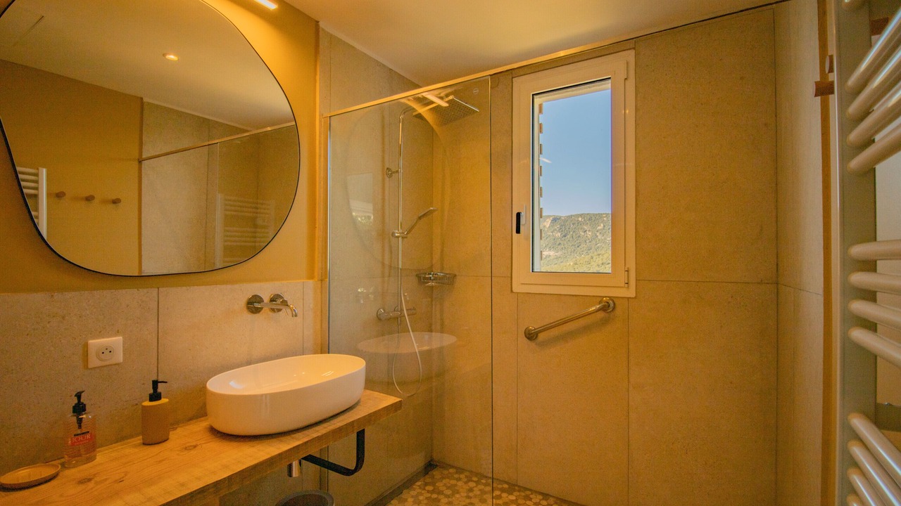 Photo of Bathroom in Monacia-d'Aullene