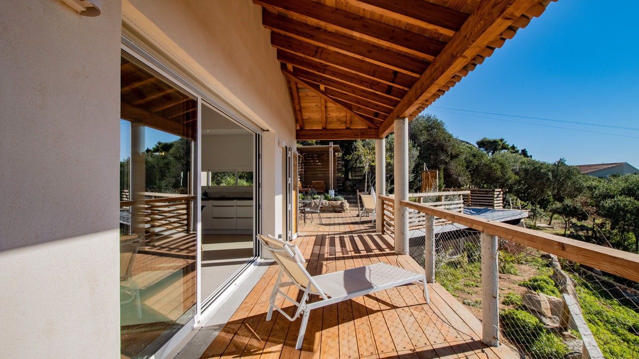 Photo of Patio Balcony in Monacia-d'Aullene