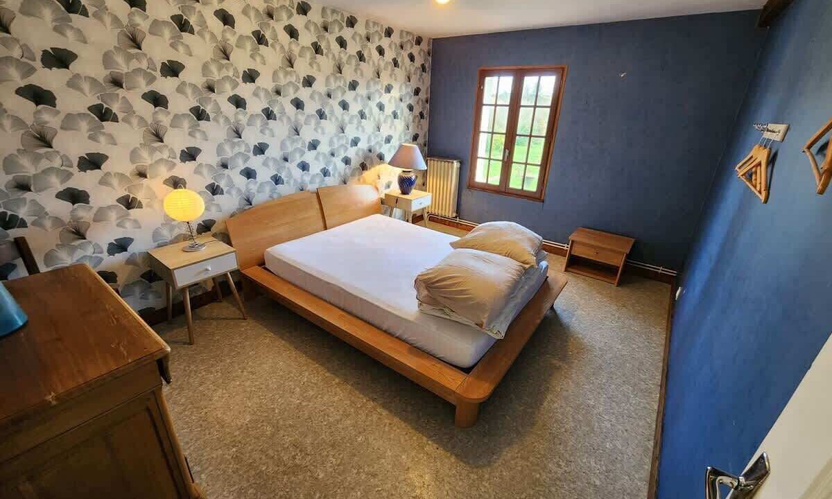 Photo of Bedroom in Salles-en-Toulon