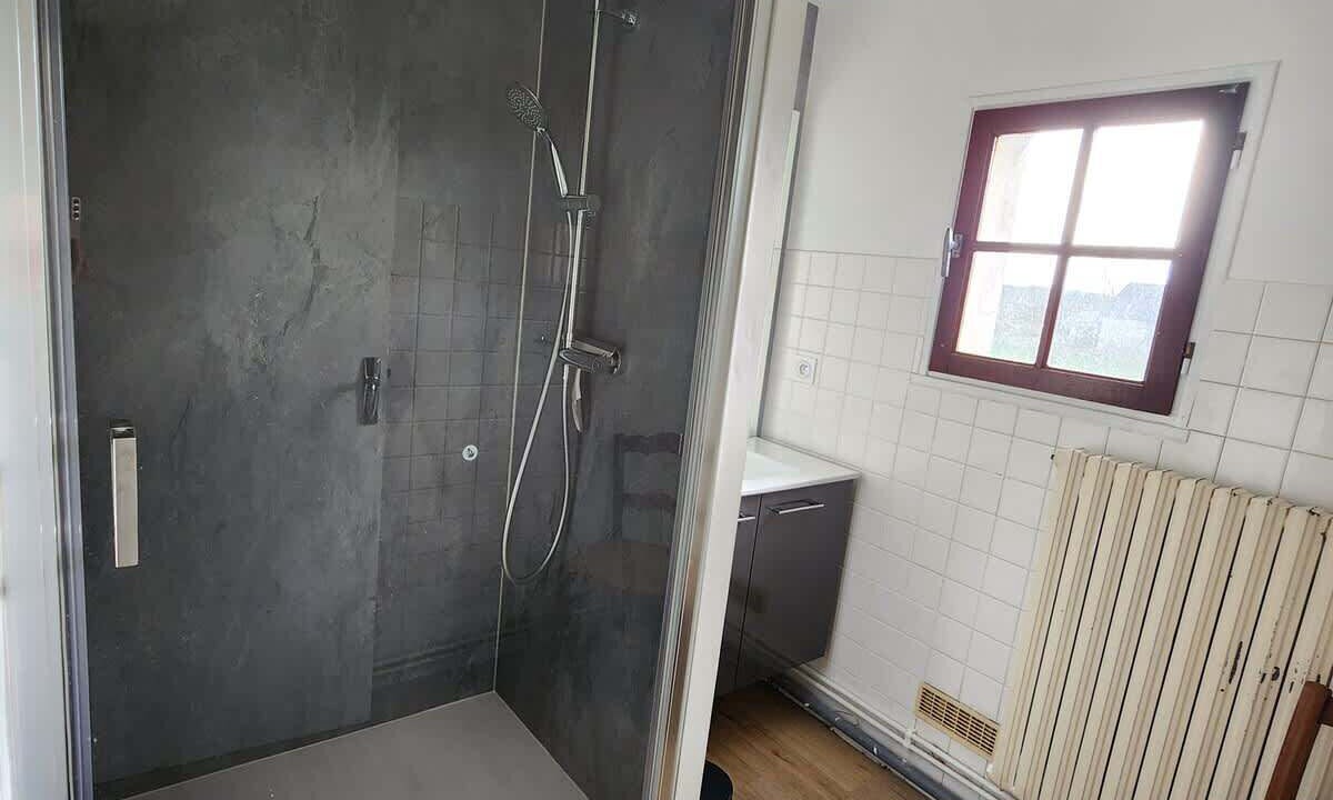 Photo of Bathroom in Salles-en-Toulon
