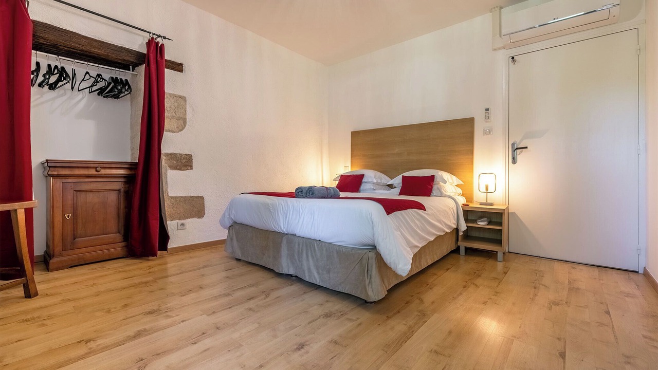 Photo of Bedroom in Ajat