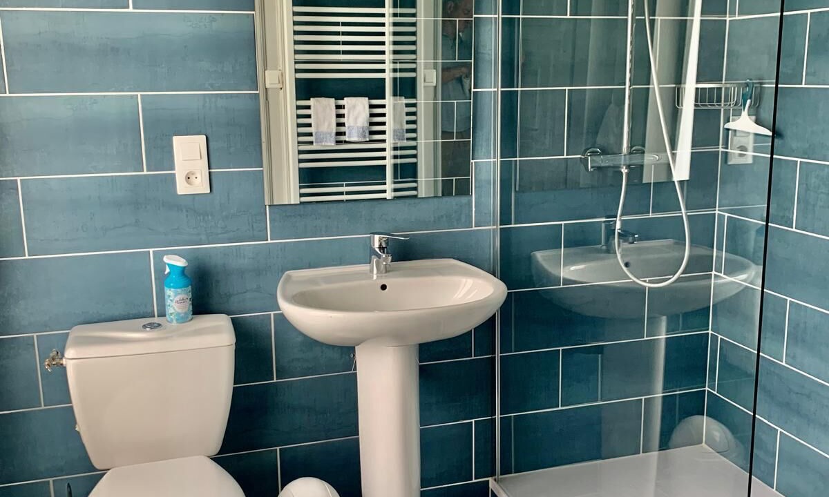 Photo of Bathroom in Urou-et-Crennes