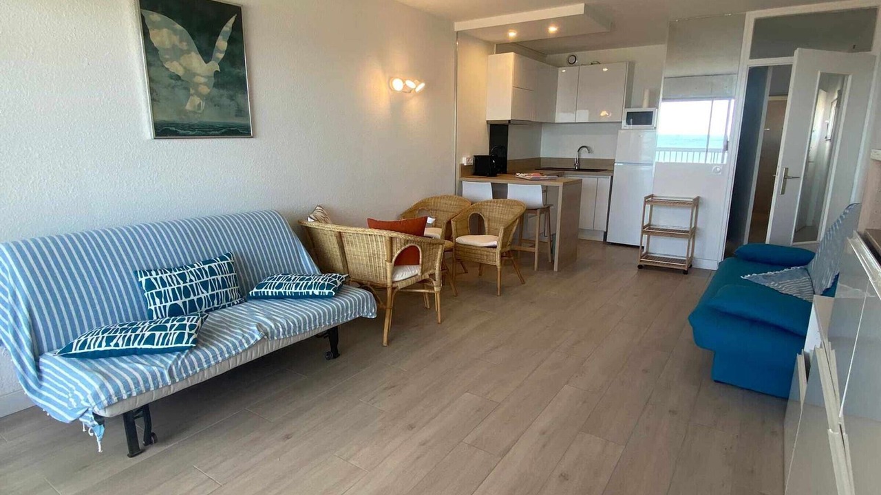 Photo of Livingroom in Marseillan Plage