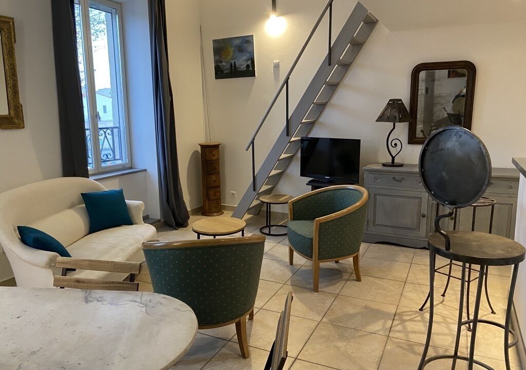Photo of Livingroom in Anatole France