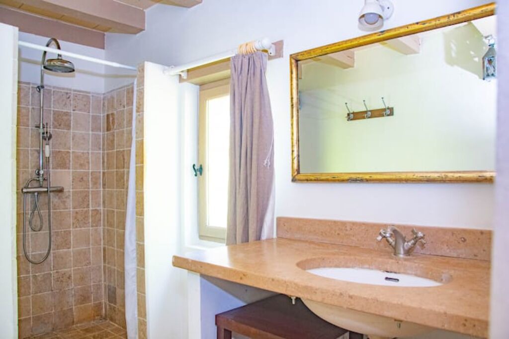 Photo of Bathroom in Mazeyrolles