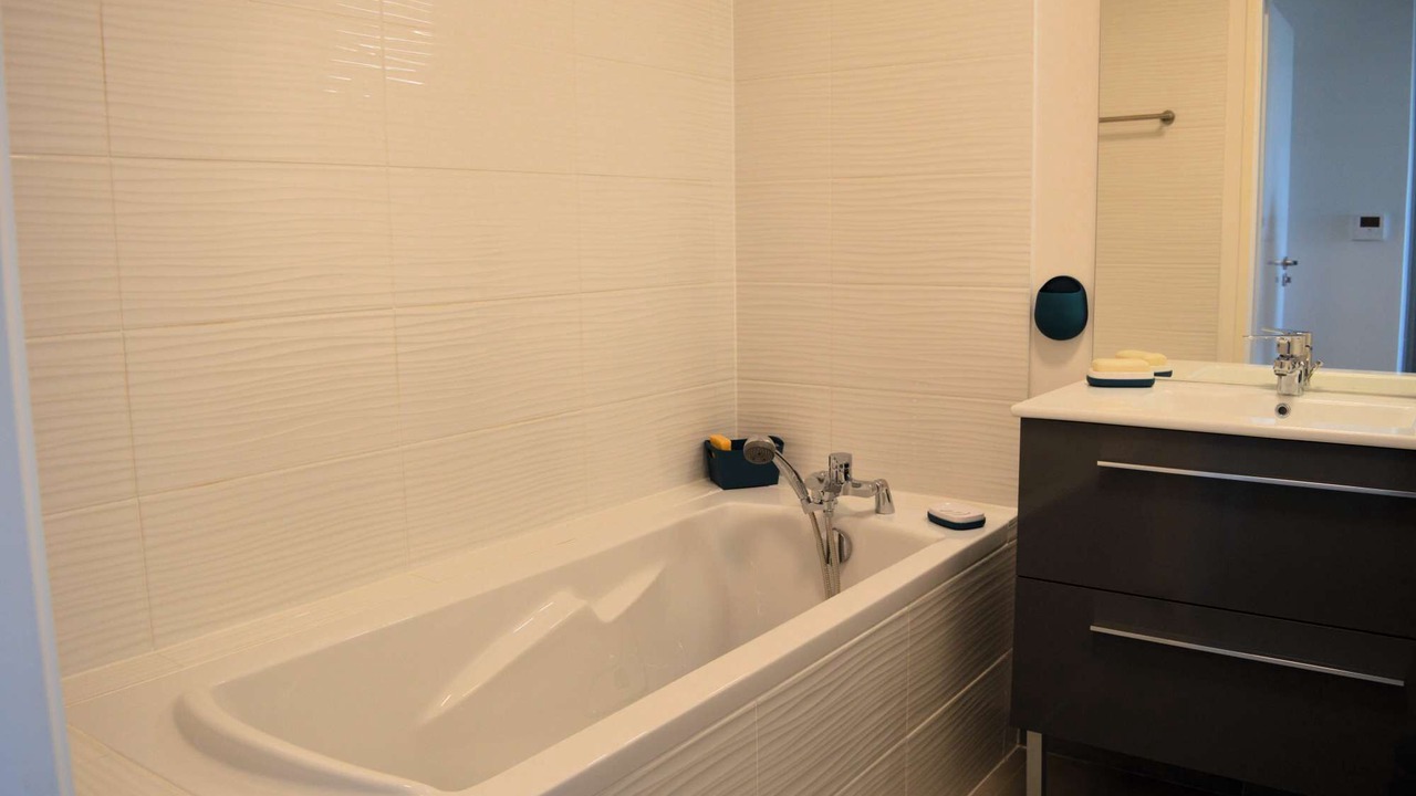 Photo of Bathroom in Courseulles-sur-Mer