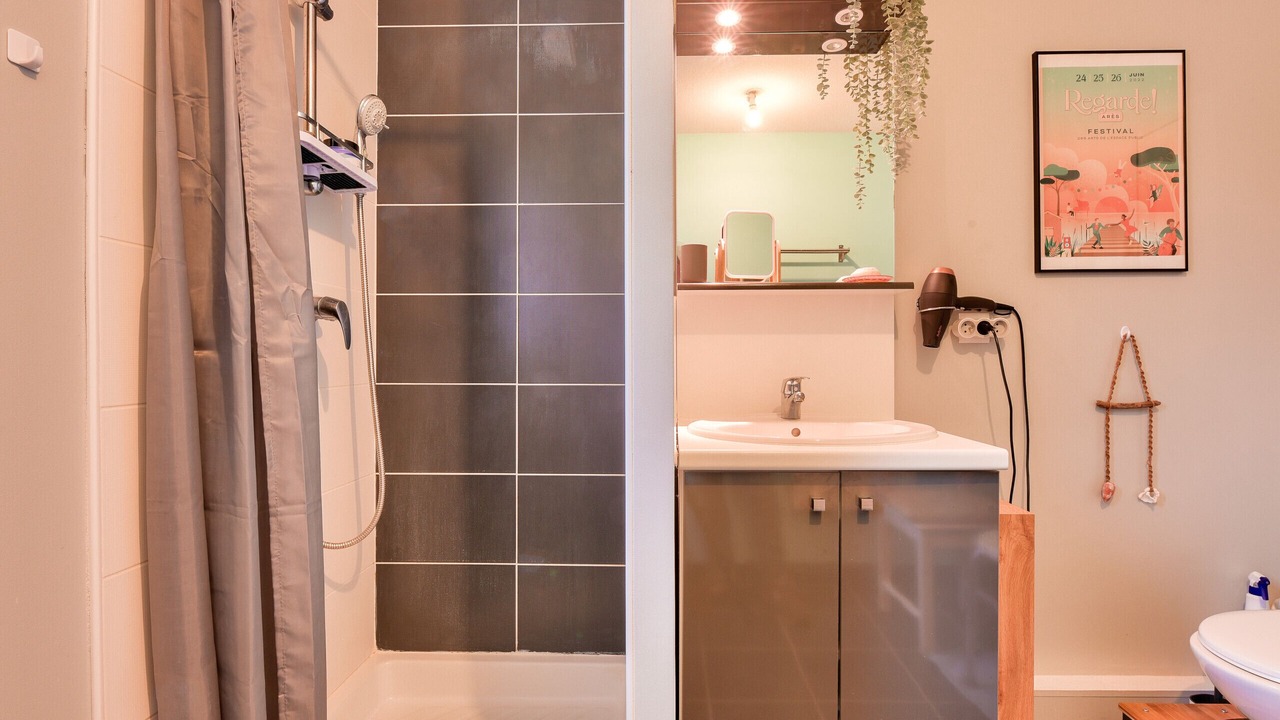 Photo of Bathroom in Ares