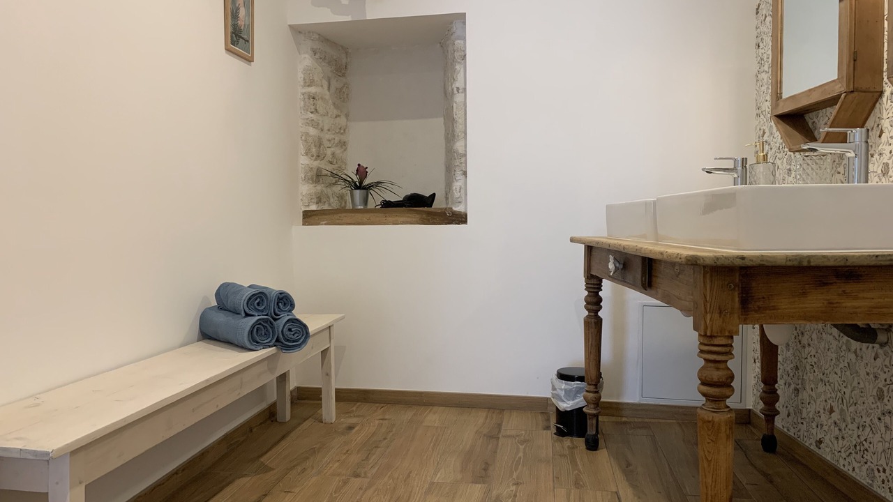 Photo of Bathroom in Cheray