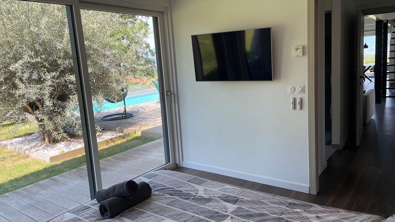 Photo of Bedroom in Presilly