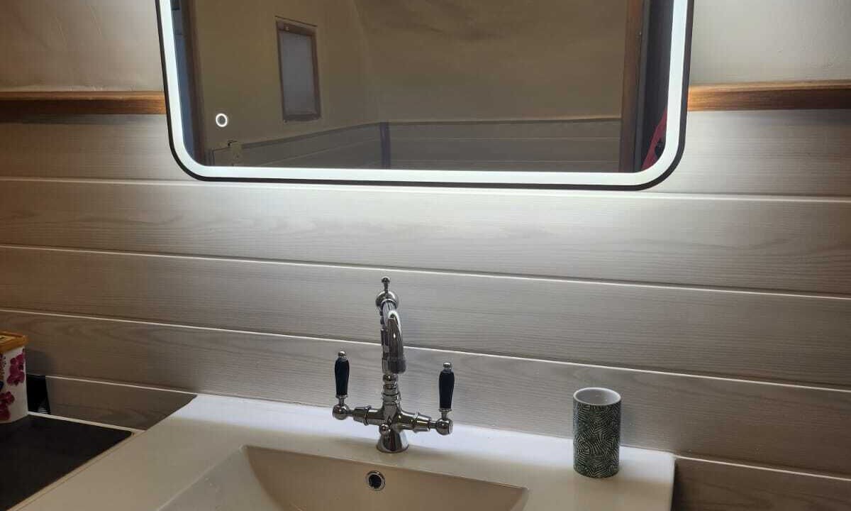 Photo of Bathroom in Vogue