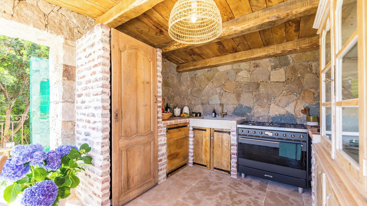 Photo of Kitchen in Calcatoggio