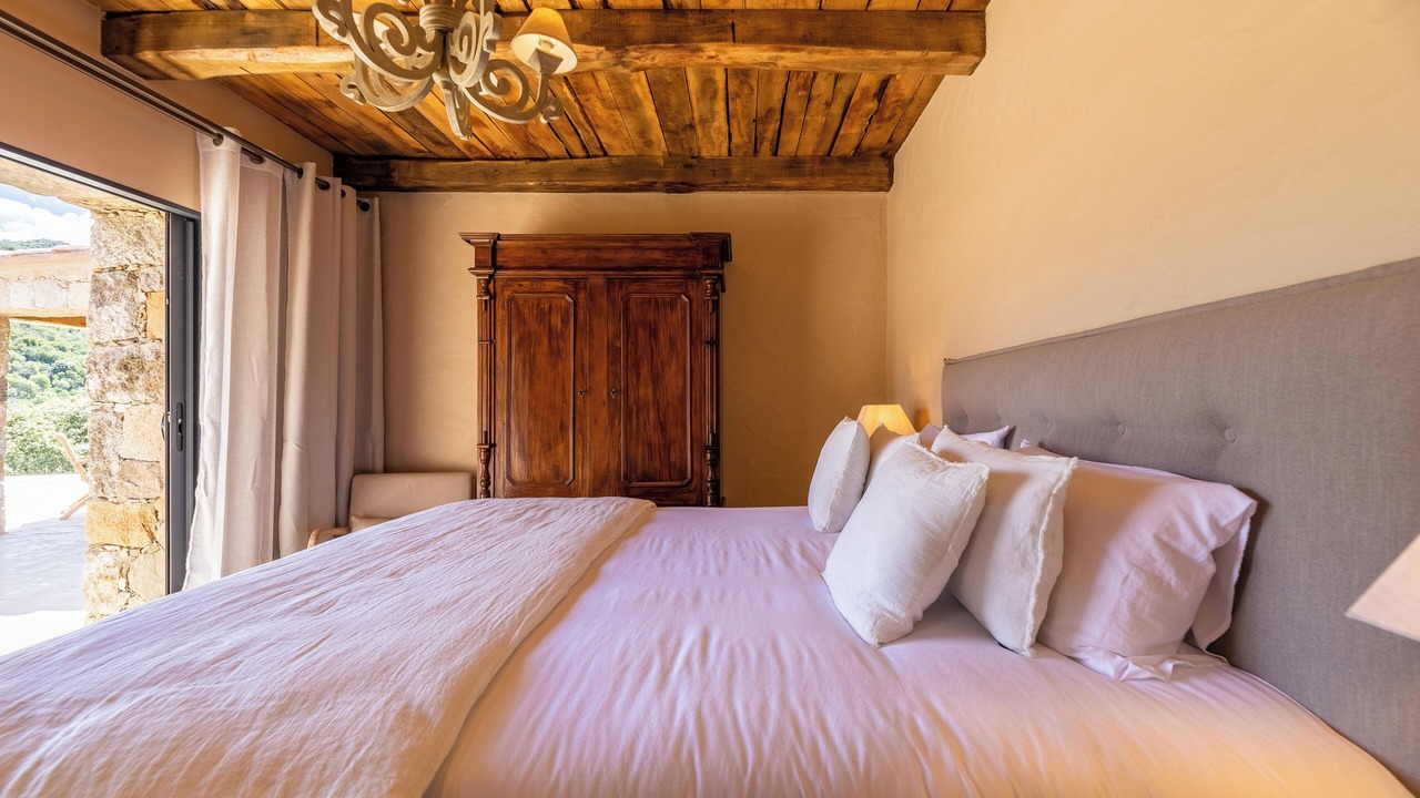 Photo of Bedroom in Calcatoggio