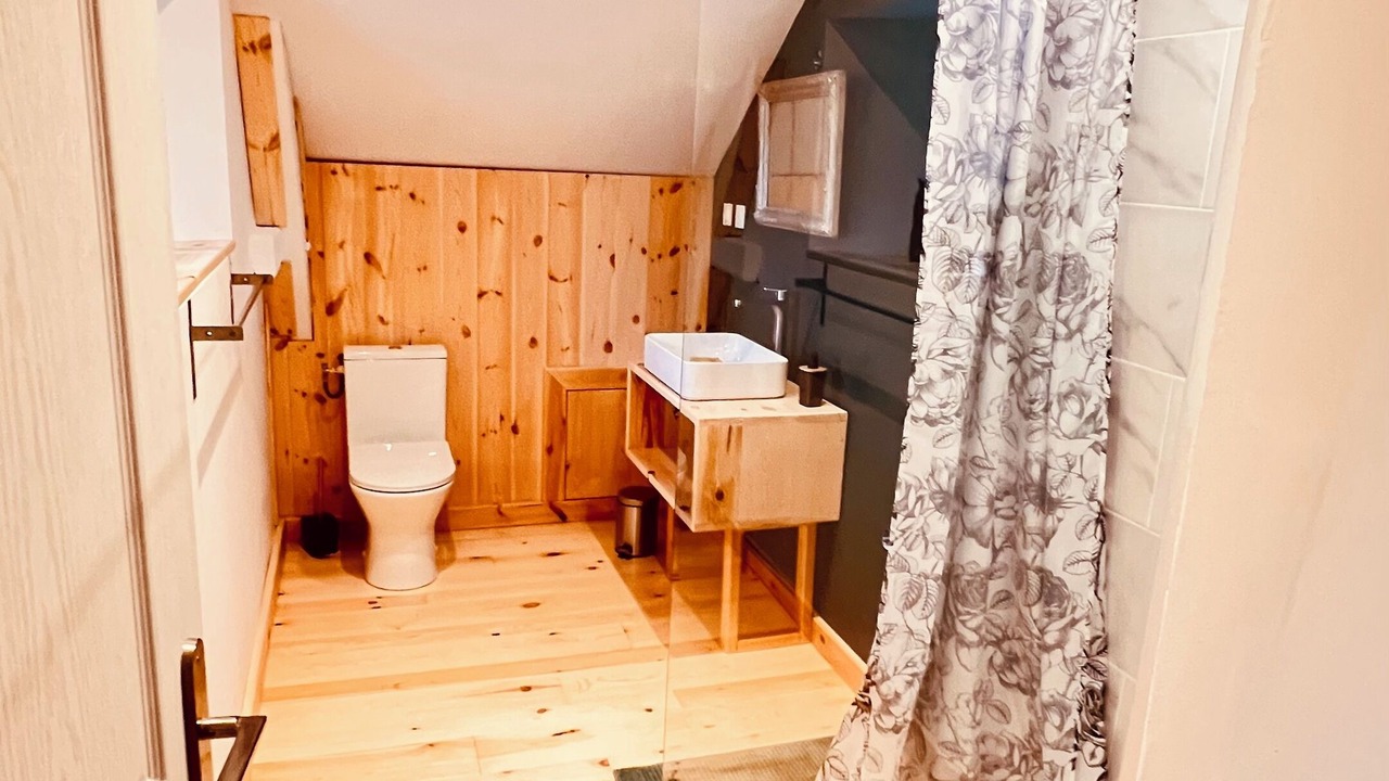Photo of Bathroom in Peyre-en-Aubrac