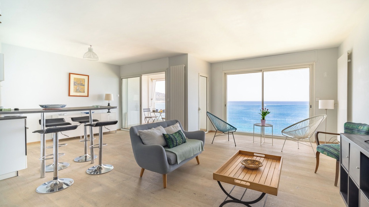 Photo of Livingroom in Roucas-Blanc