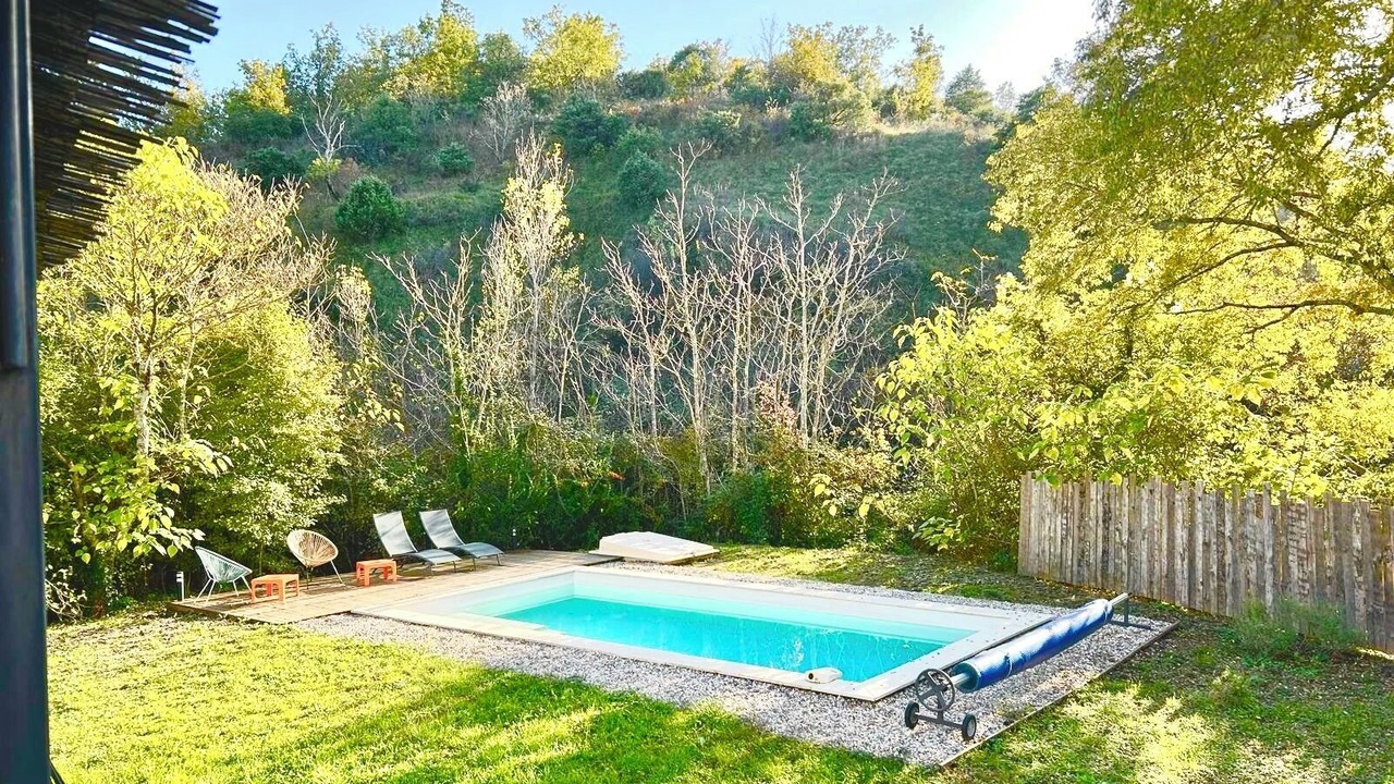 Photo of Outdoor in Rochecolombe