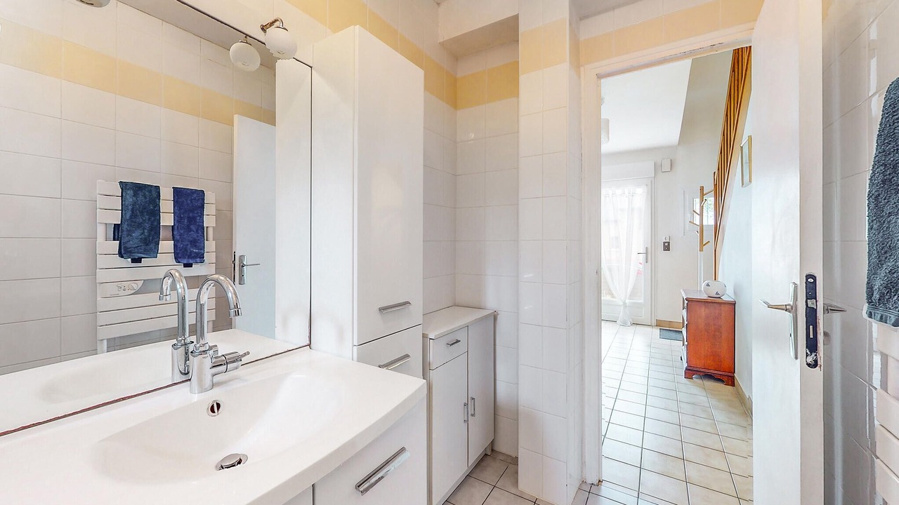 Photo of Bathroom in Saint-Ideuc