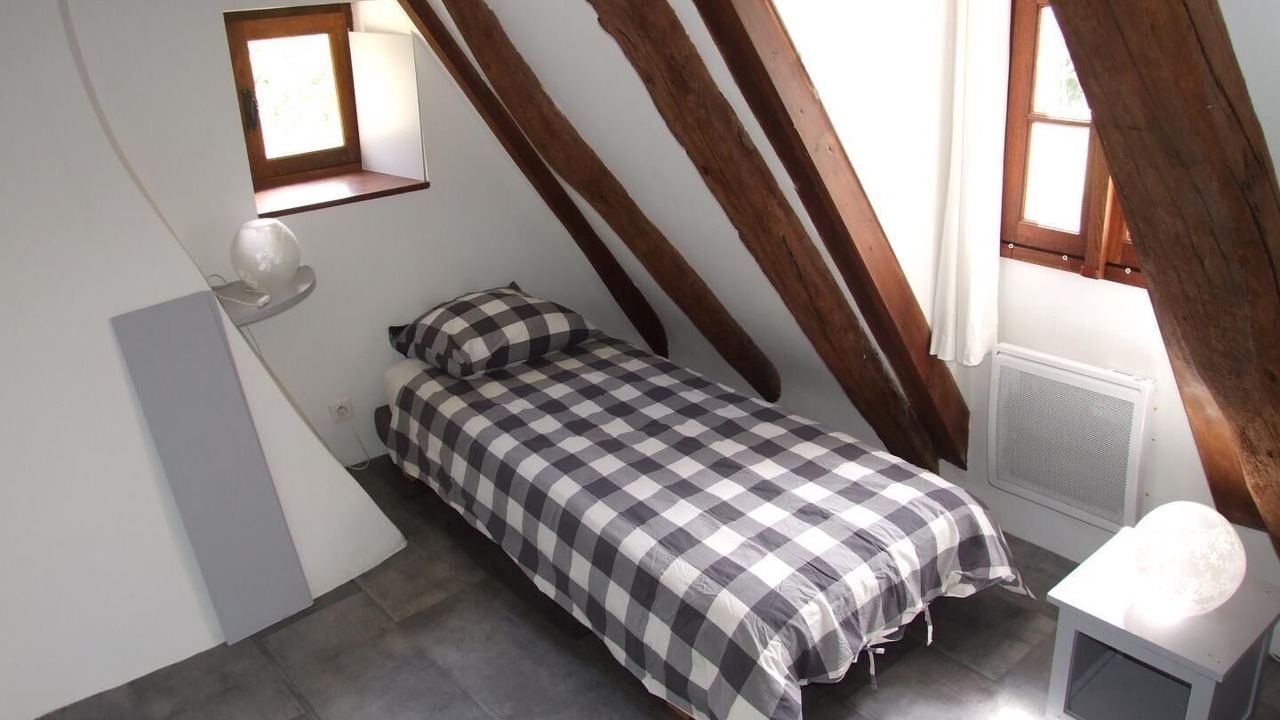 Photo of Bedroom in Lauzes