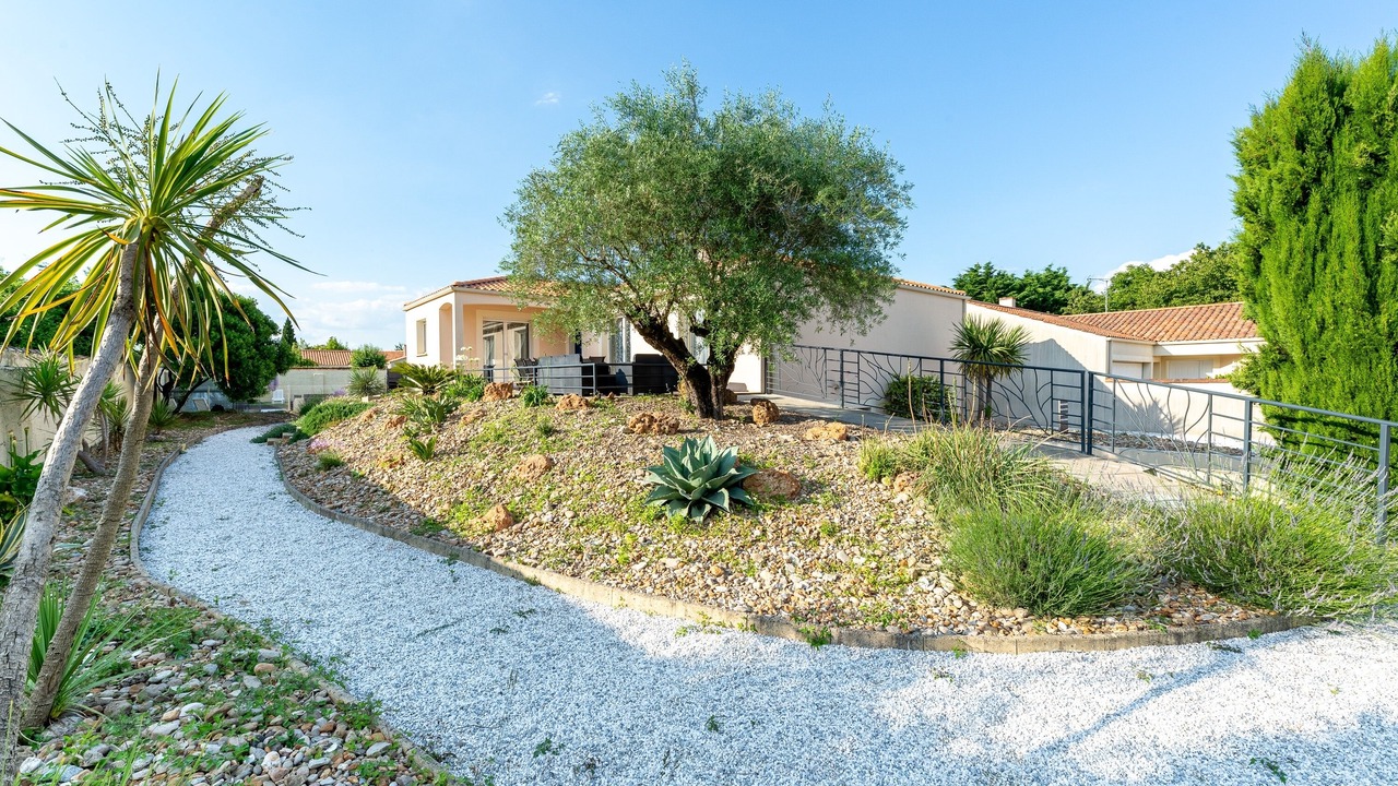 Photo of Outdoor in Lucon