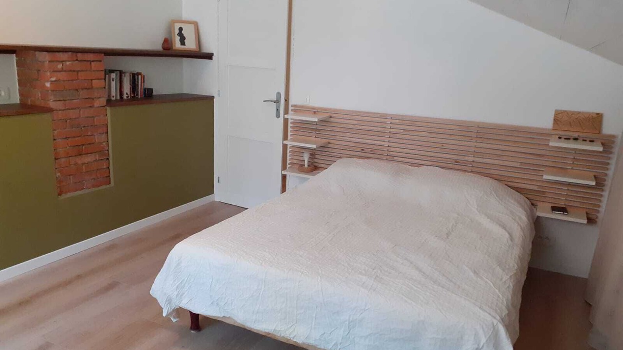 Photo of Bedroom in Albigny-sur-Saone