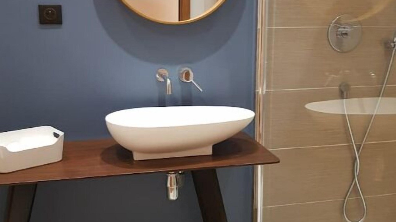 Photo of Bathroom in Gare-Jouvenet