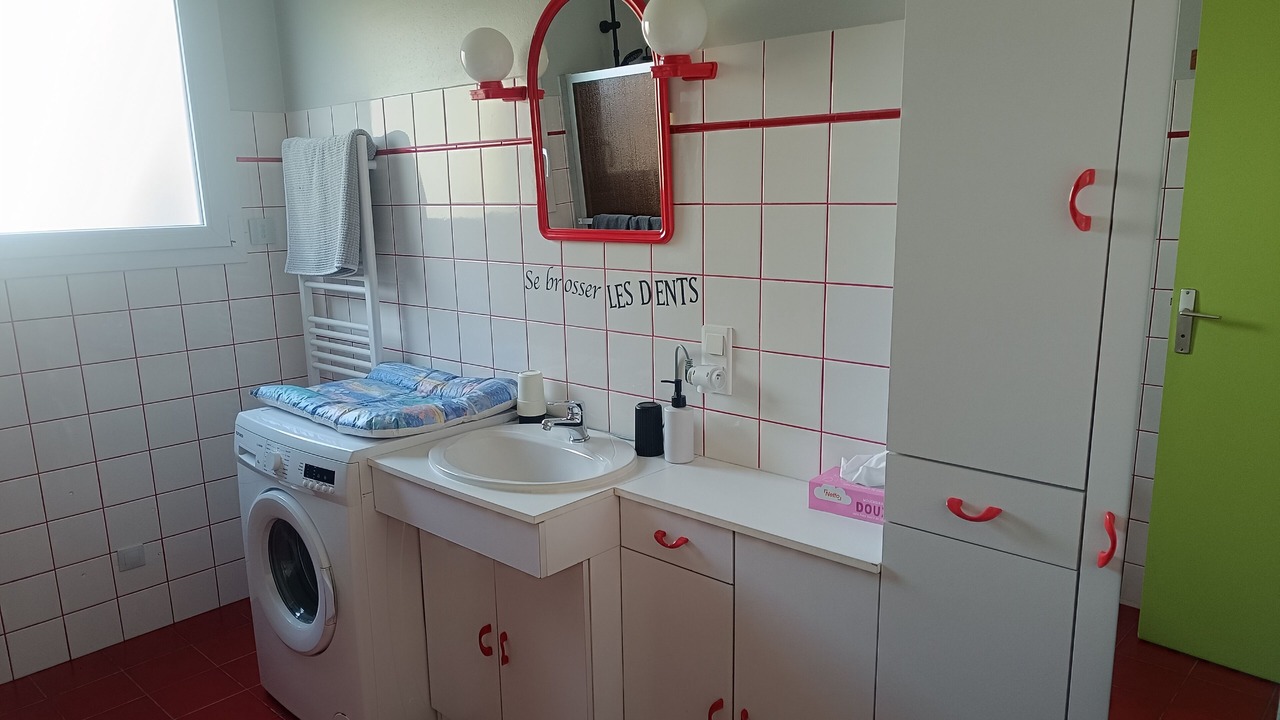 Photo of Bathroom in Locquirec