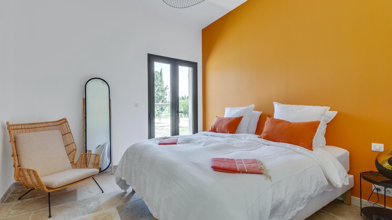 Photo of Bedroom in Eygalieres