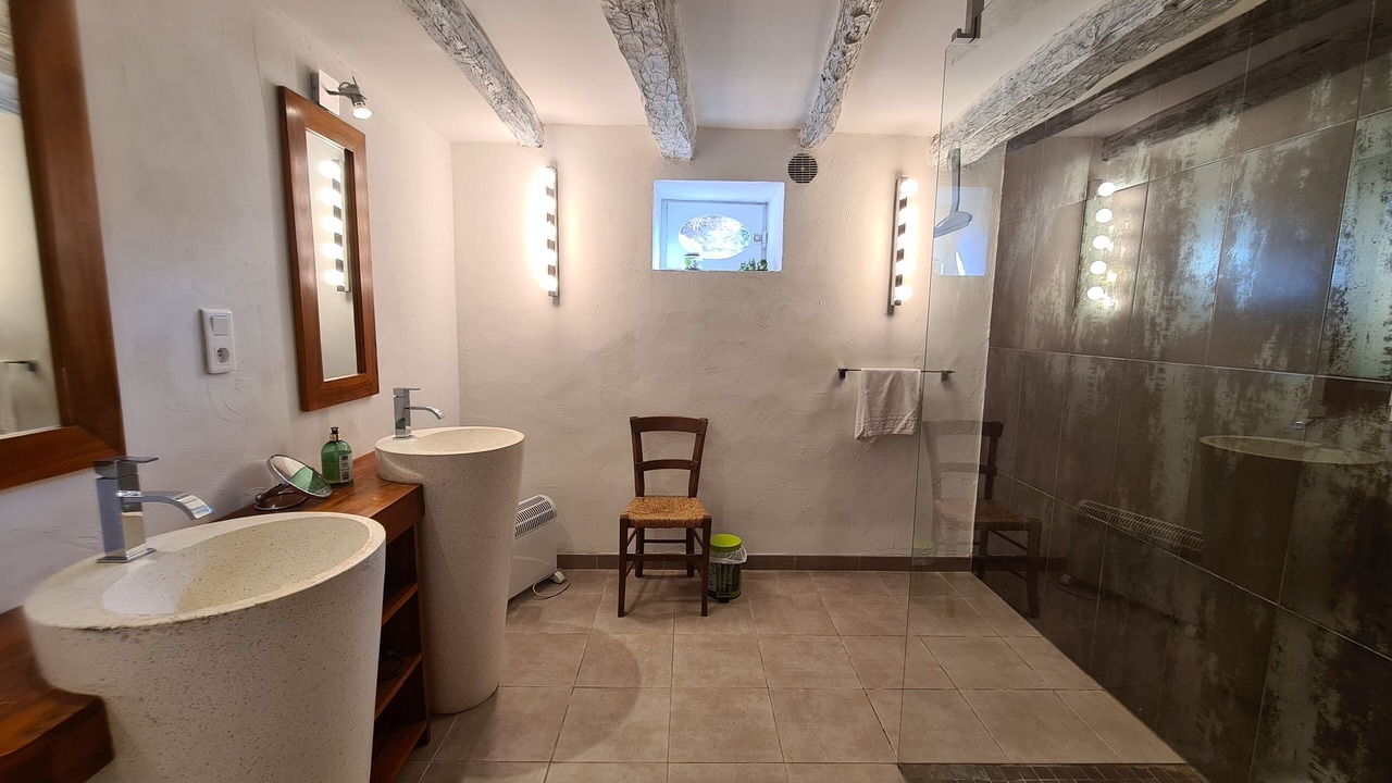 Photo of Bathroom in Daglan