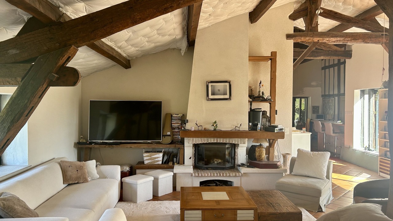 Photo of Livingroom in Arthez-d'Armagnac