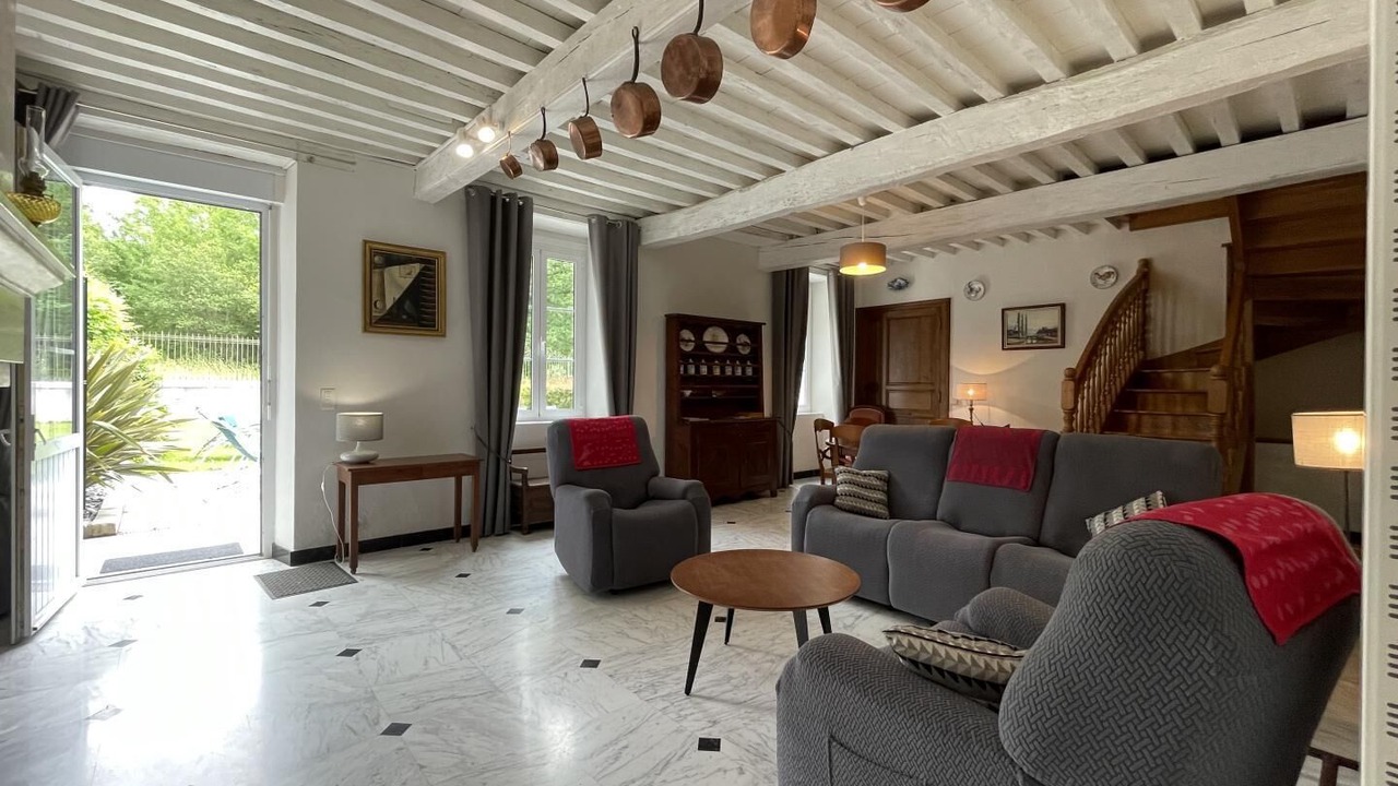 Photo of Livingroom in Poey-d'Oloron