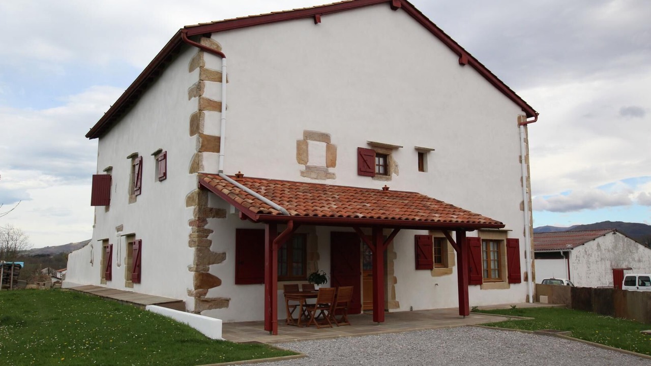 Photo of Outdoor in Sare