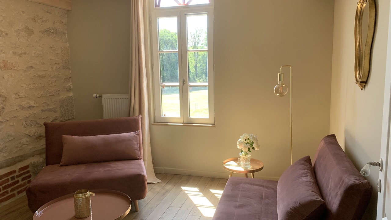 Photo of Livingroom in La Jonchere-Saint-Maurice