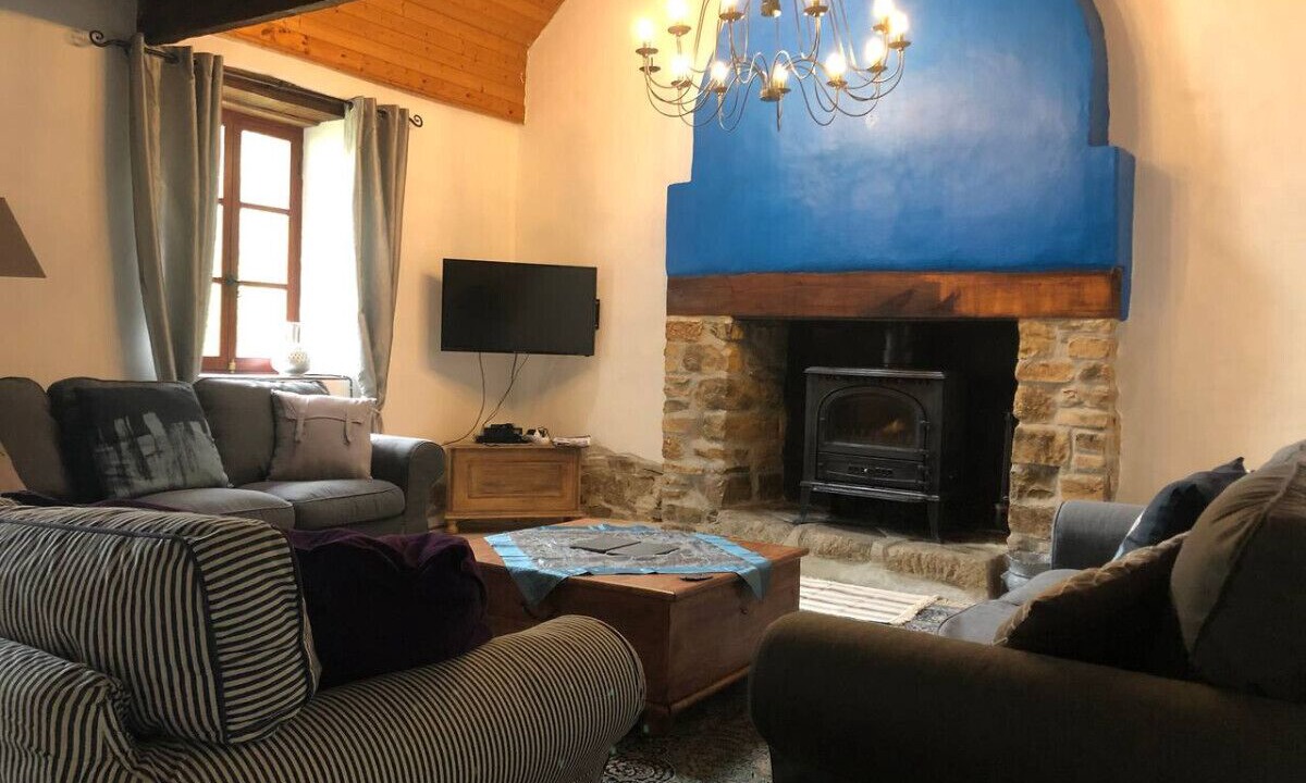 Photo of Livingroom in Argol