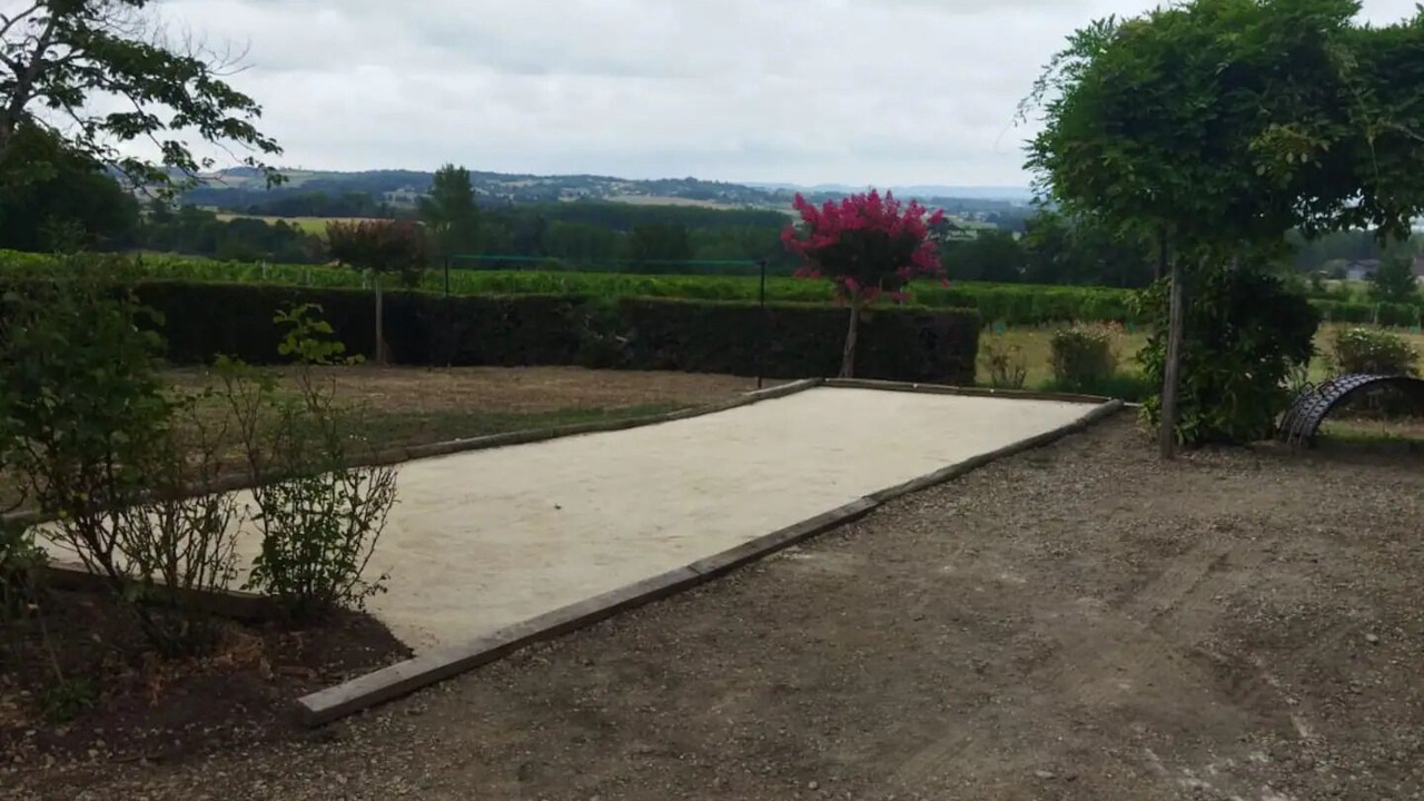 Photo of Outdoor in Virazeil