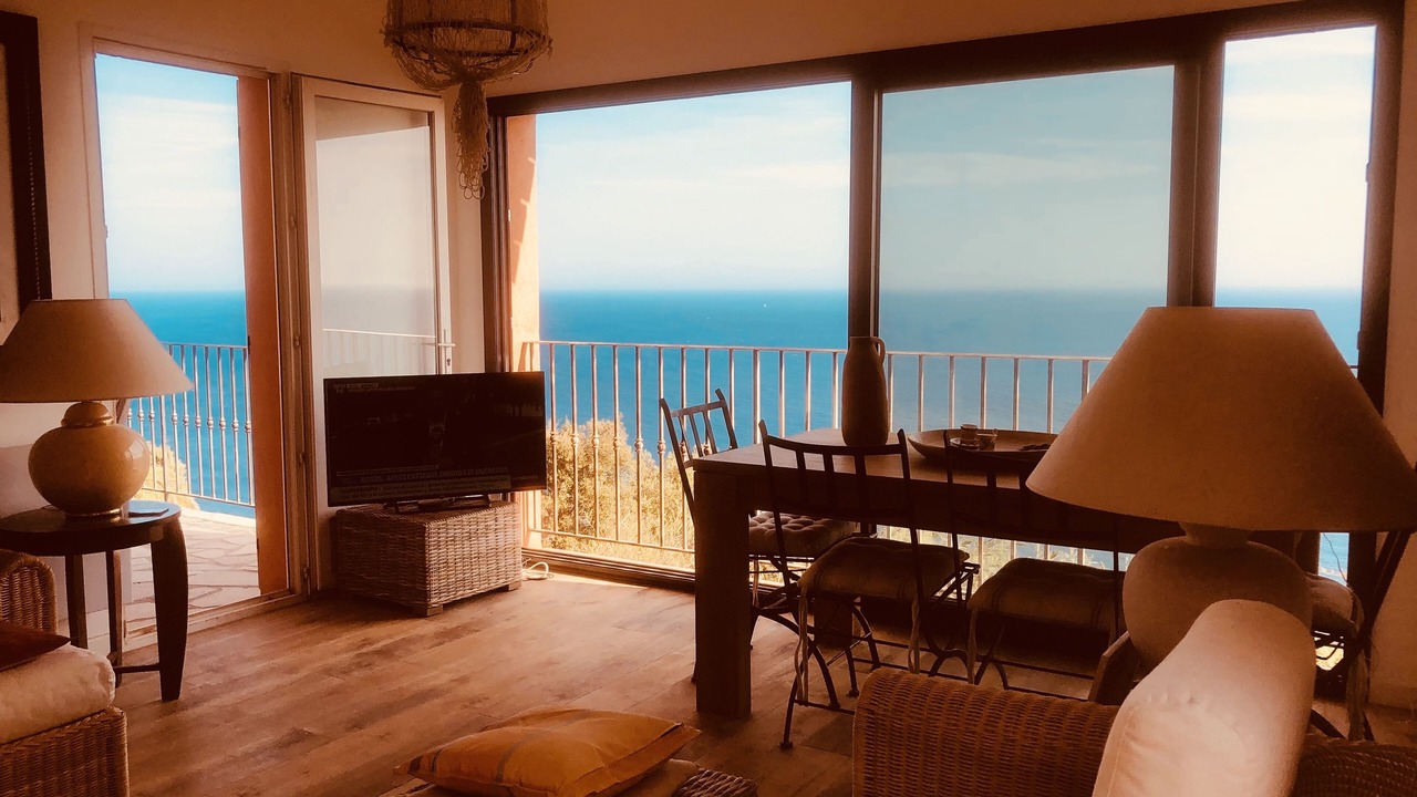 Photo of Livingroom in Antheor