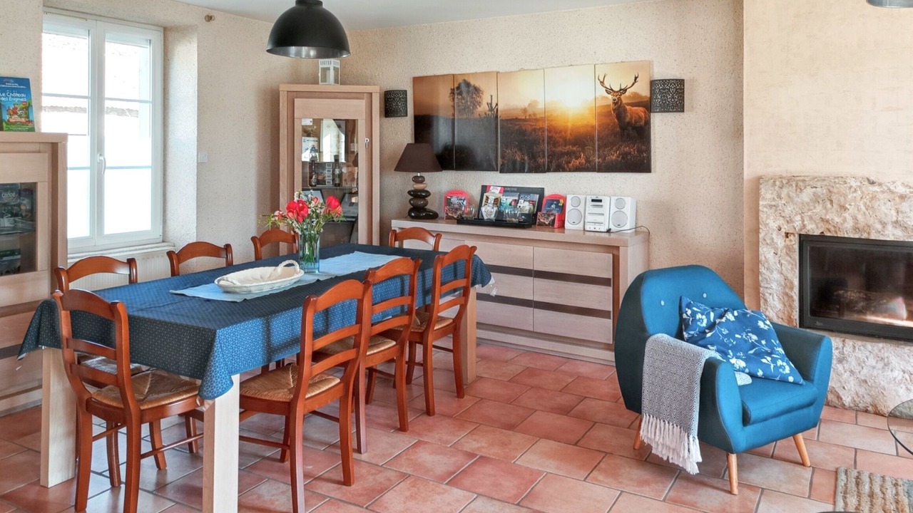 Photo of Livingroom in La Chapelle-Saint-Martin-en-Plaine