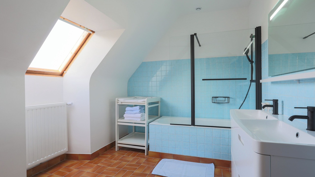 Photo of Bathroom in Locquirec
