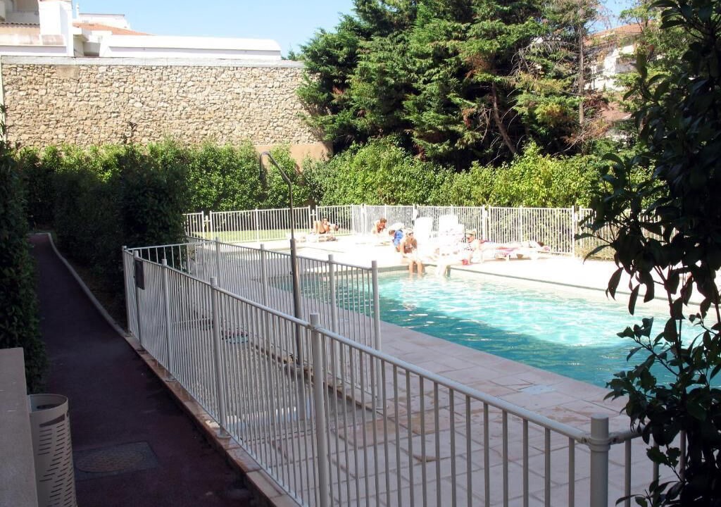 Photo of Outdoor in Prado - Republique