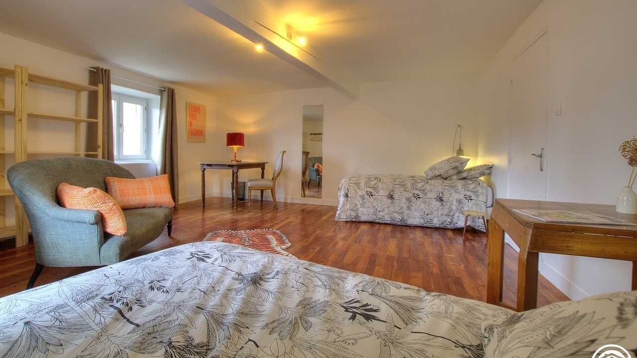 Photo of Bedroom in Montmerle-sur-Saone