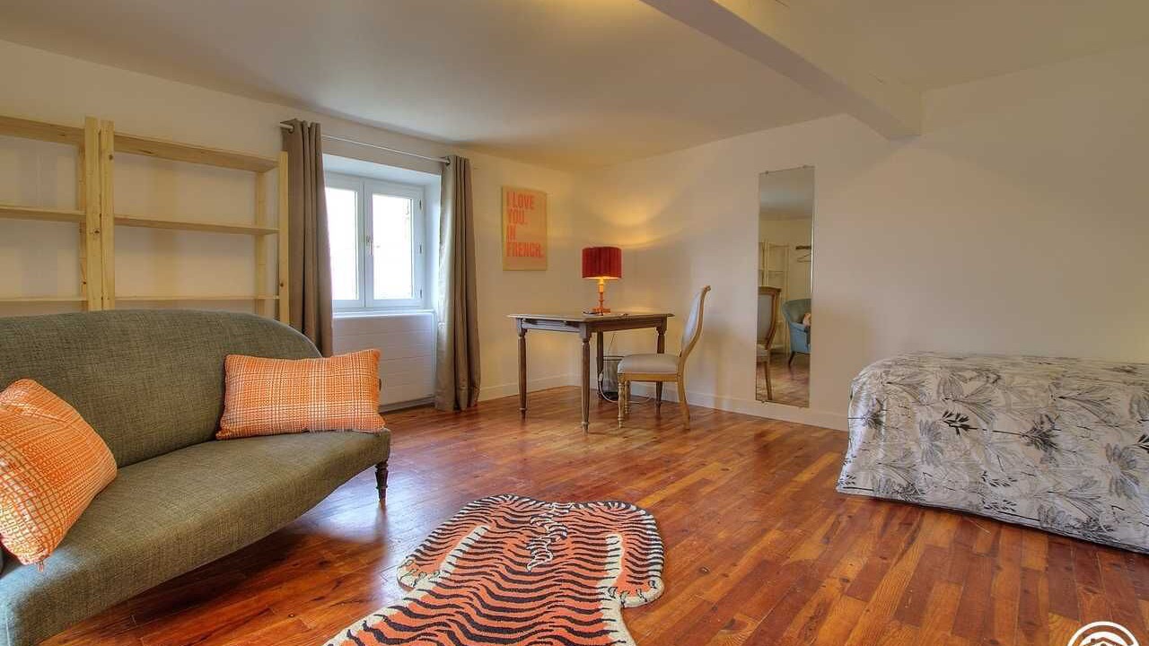 Photo of Bedroom in Montmerle-sur-Saone