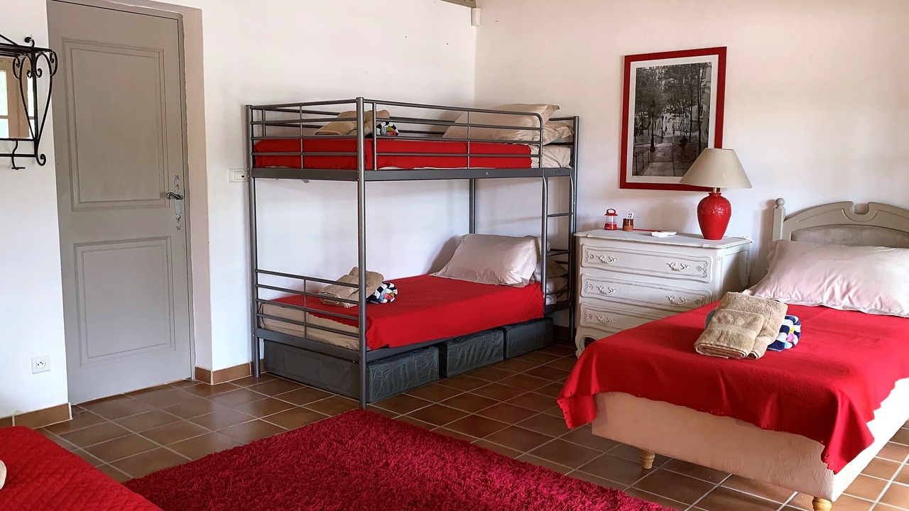 Photo of Bedroom in Eygalieres