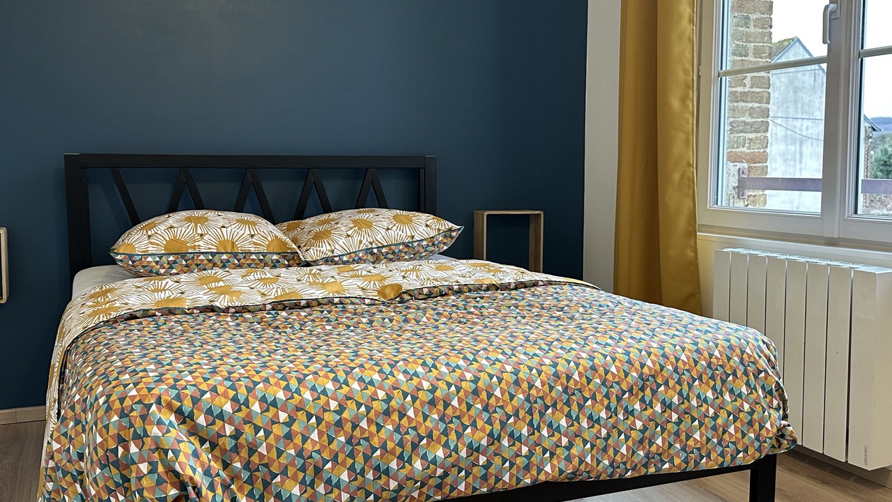 Photo of Bedroom in Saint-Pierre-les-Elbeuf