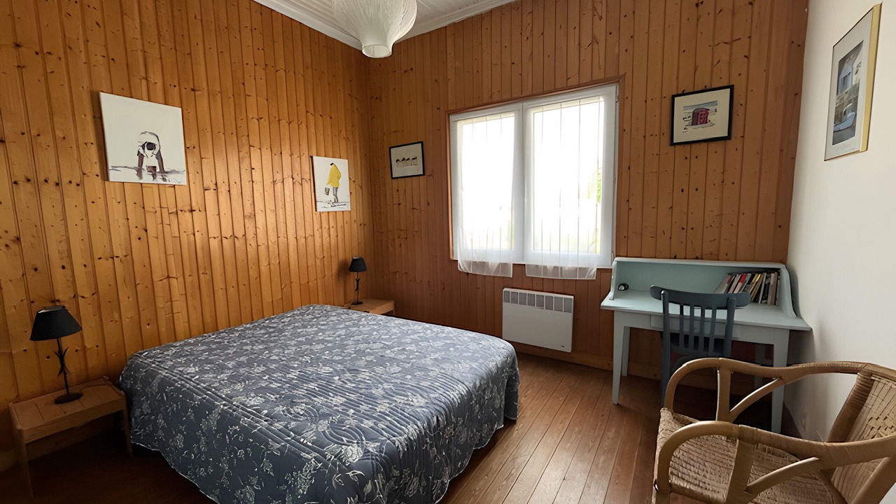 Photo of Bedroom in Le Chateau-d'Oleron