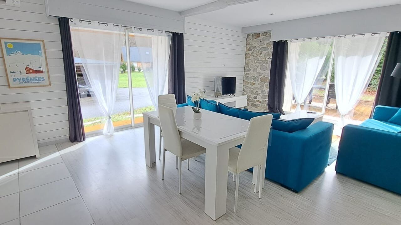 Photo of Livingroom in Aucun