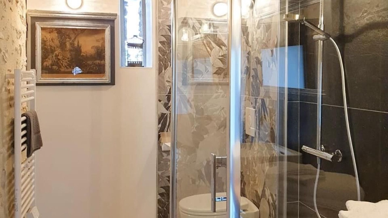 Photo of Bathroom in Bazouges-sur-le-Loir
