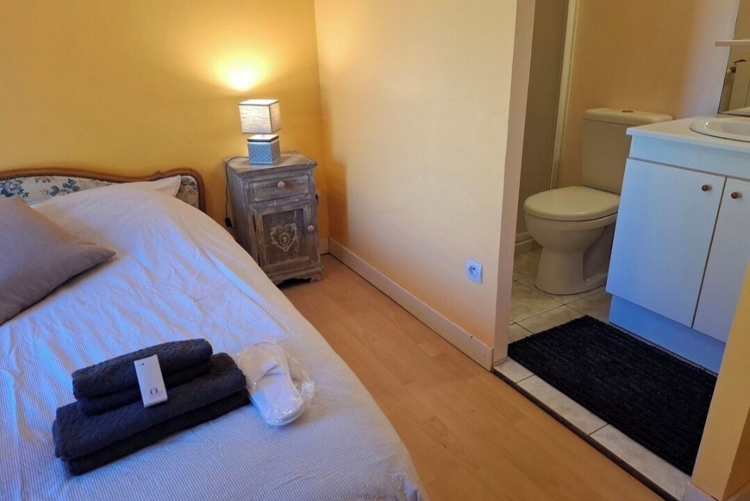 Photo of Bedroom in Saint-Brieuc