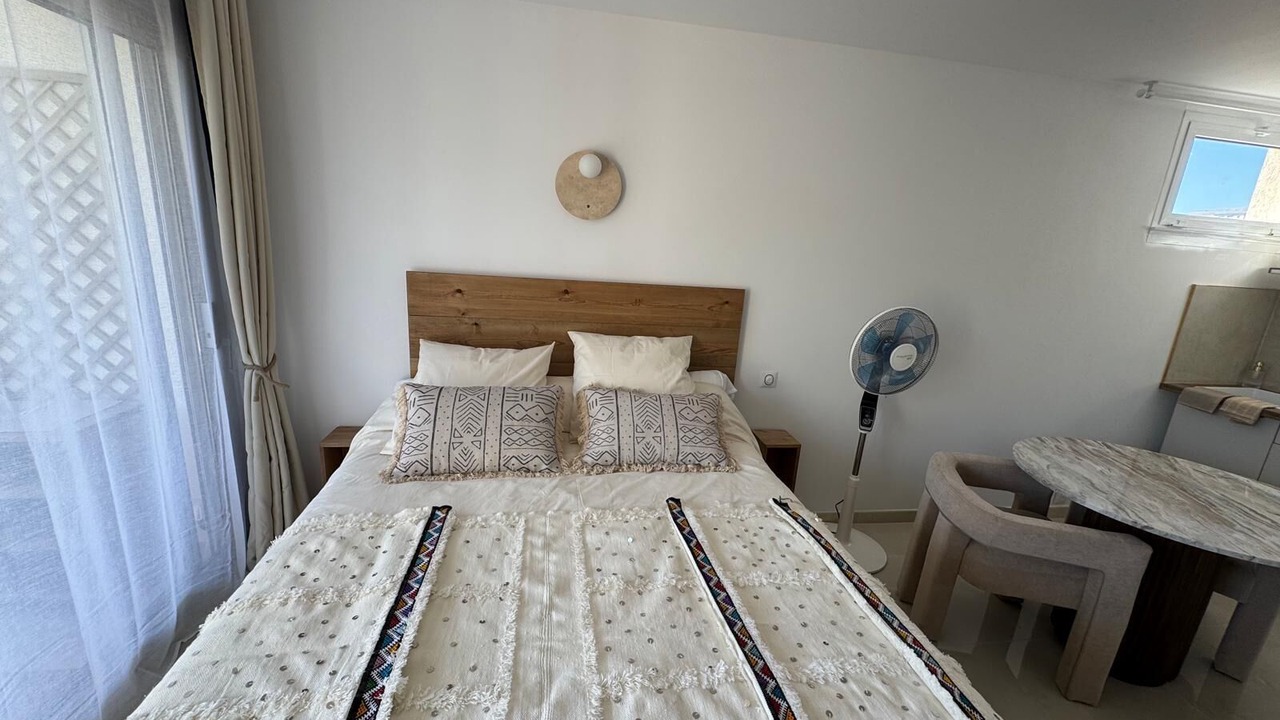 Photo of Bedroom in Plateau - Mont-Valerien