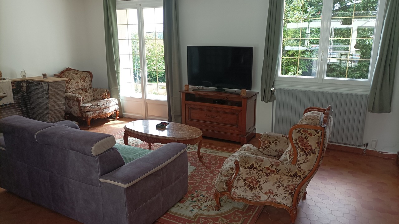 Photo of Livingroom in Sainte-Croix-sur-Aizier