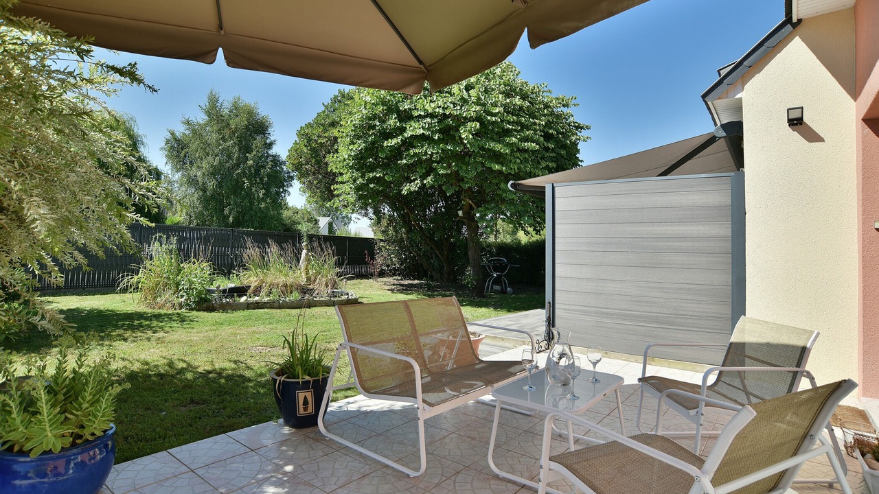 Photo of Patio Balcony in Vains