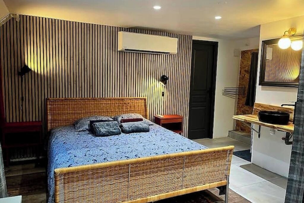 Photo of Bedroom in Cote Pavee